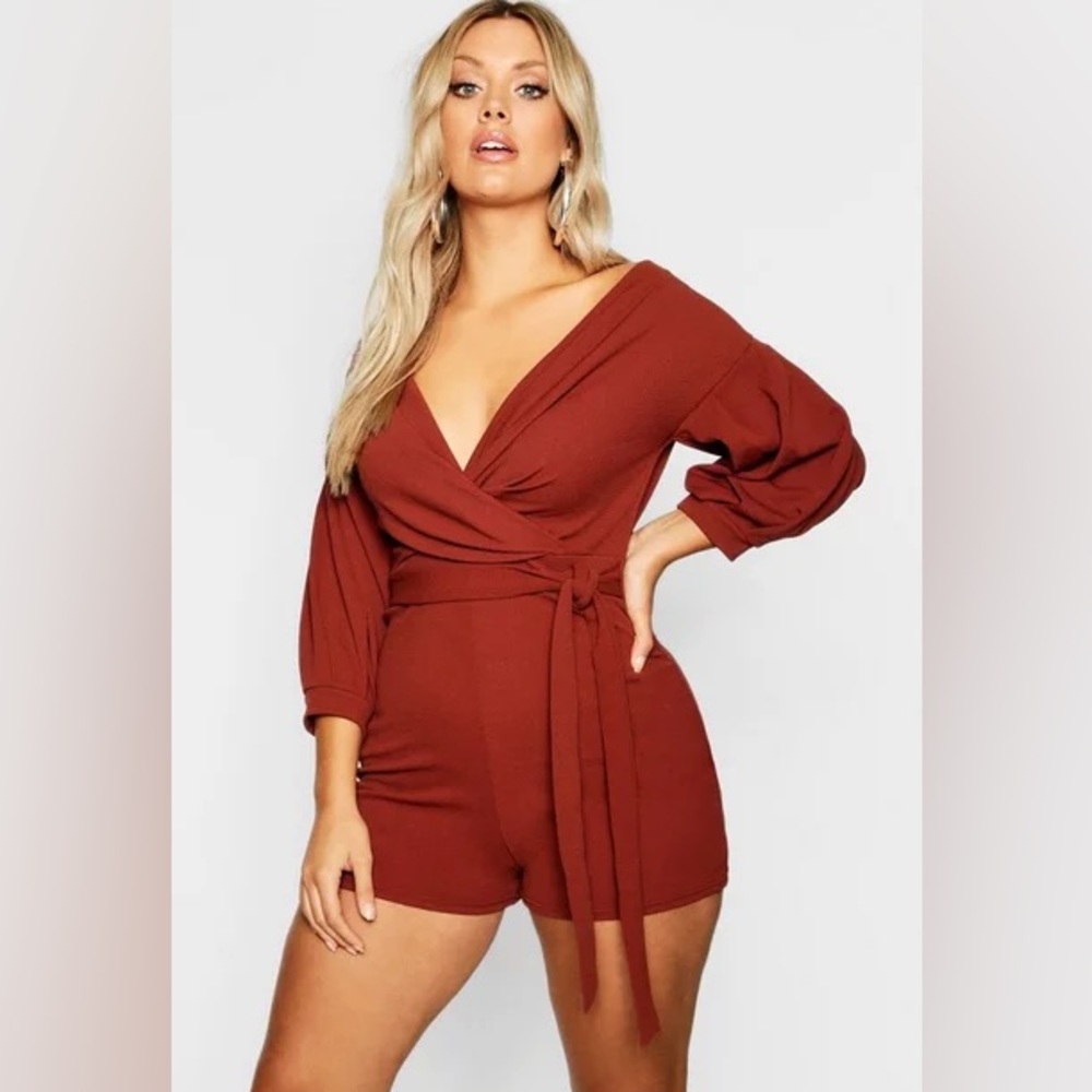 Us 12 romper nwt brown